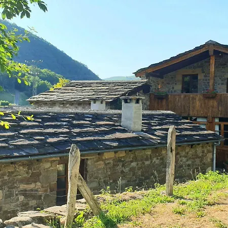 Molino De Yera 4* Vega de Pas